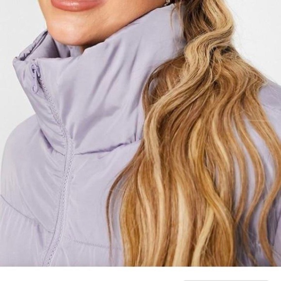 [SOLD] Women’s Purple Puffer Jacket - Picture 3 of 3